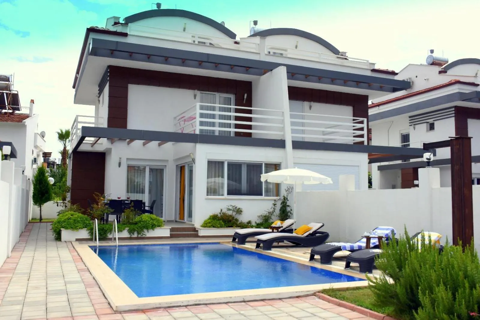 Villa Efil location